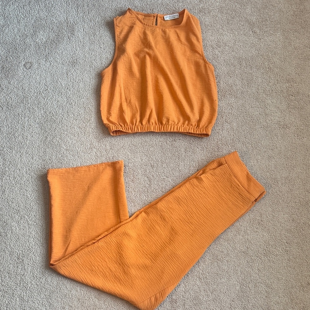 Orange Sleeveless Top and Pants Set - Picture 2 of 8